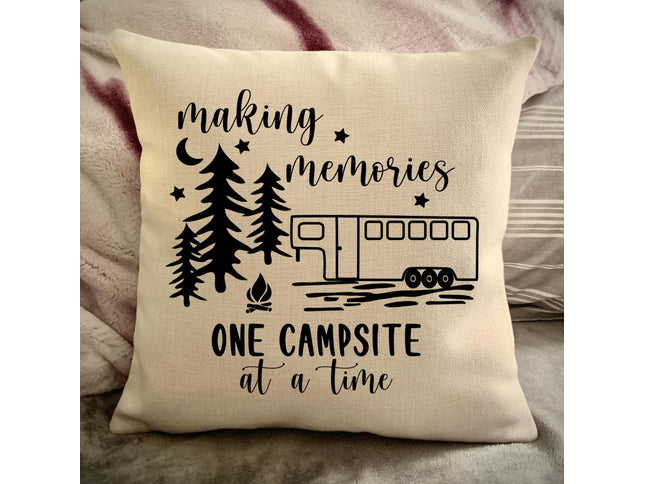 Horse Camper Trailer Decorative pillow cover - Making Memories Campsite pillow cover - Personalize camper gift - USA Travel Map Pillow Camping decor