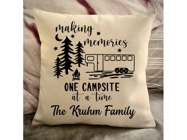 Horse Camper Trailer Decorative pillow cover - Making Memories Campsite pillow cover - Personalize camper gift - USA Travel Map Pillow Camping decor