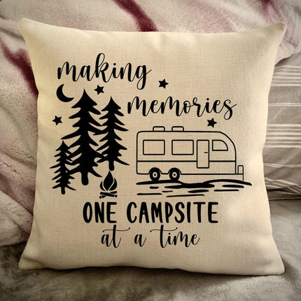 Travel Pull Trailer Decorative pillow cover - Making Memories Campsite pillow cover - Personalize camper gift - USA Travel Map Pillow Camping decor