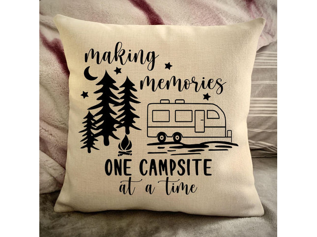 Travel Pull Trailer Decorative pillow cover - Making Memories Campsite pillow cover - Personalize camper gift - USA Travel Map Pillow Camping decor
