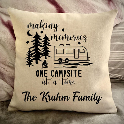 Travel Pull Trailer Decorative pillow cover - Making Memories Campsite pillow cover - Personalize camper gift - USA Travel Map Pillow Camping decor