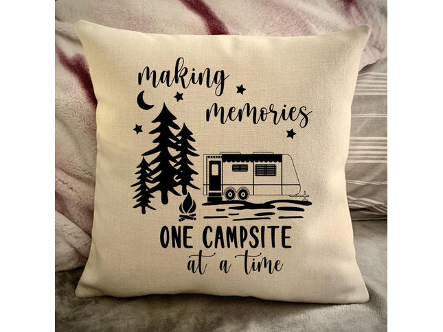 Travel Pull Trailer Decorative pillow cover - Making Memories Campsite pillow cover - Personalize camper gift - USA Travel Map Pillow Camping decor