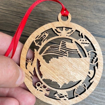USA Wood Ornament, Patriotic Holiday Tree Decoration, commemorative American Flag Christmas Ornament, United States military veteran gift